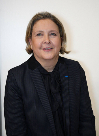 Nathalie Mandra - 56 ans